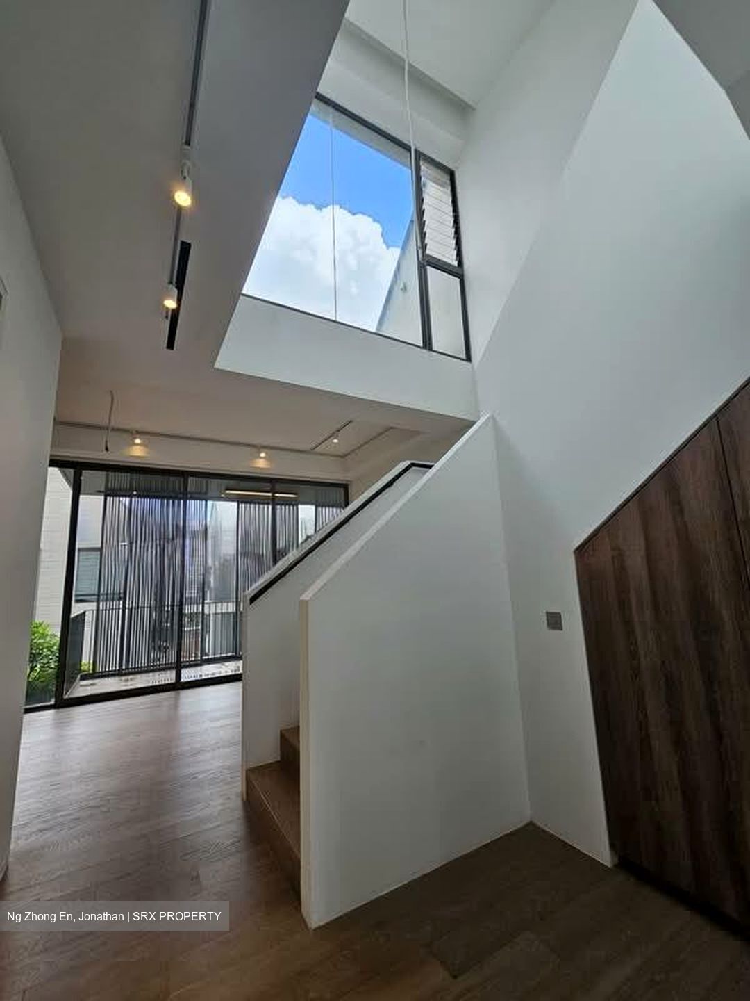 10 Evelyn (D11), Apartment #538571561